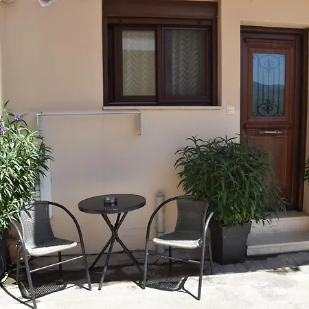 公寓 Andria's Little House Lefkáda